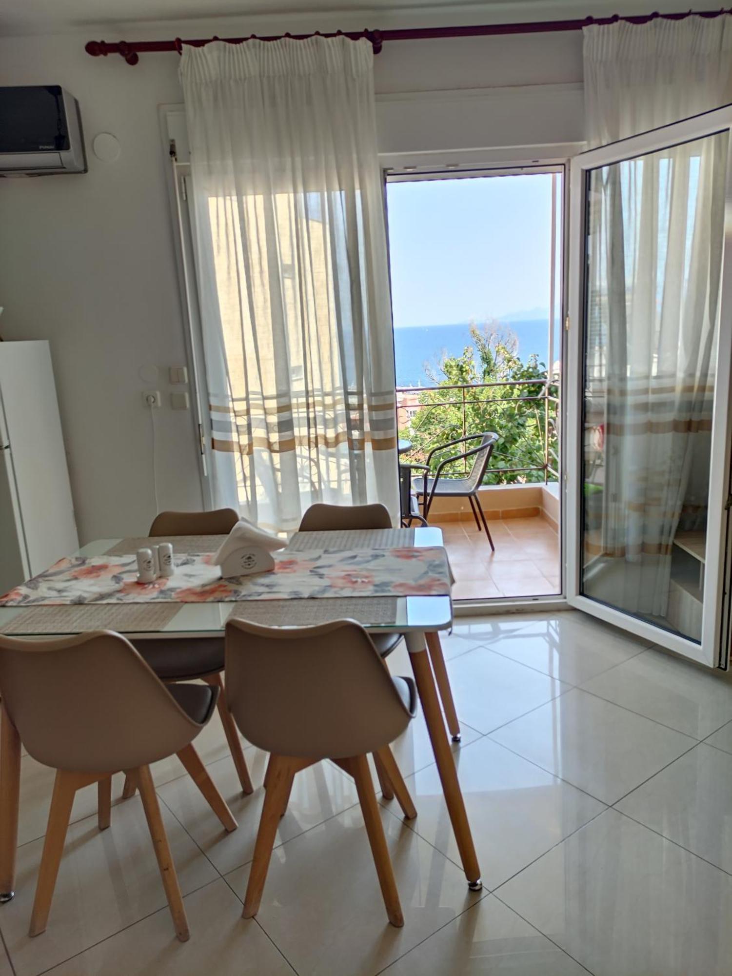 Evris House Color Suite Kavala Pokoj fotografie